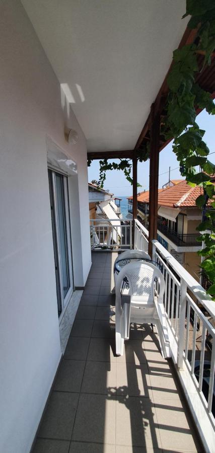 Toula'S Apartments Platamonas Extérieur photo